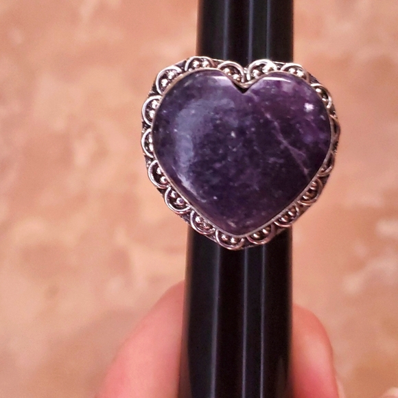 New Lepidolite Heart Shaped 925 Silver Statement Ring. - Picture 11 of 12